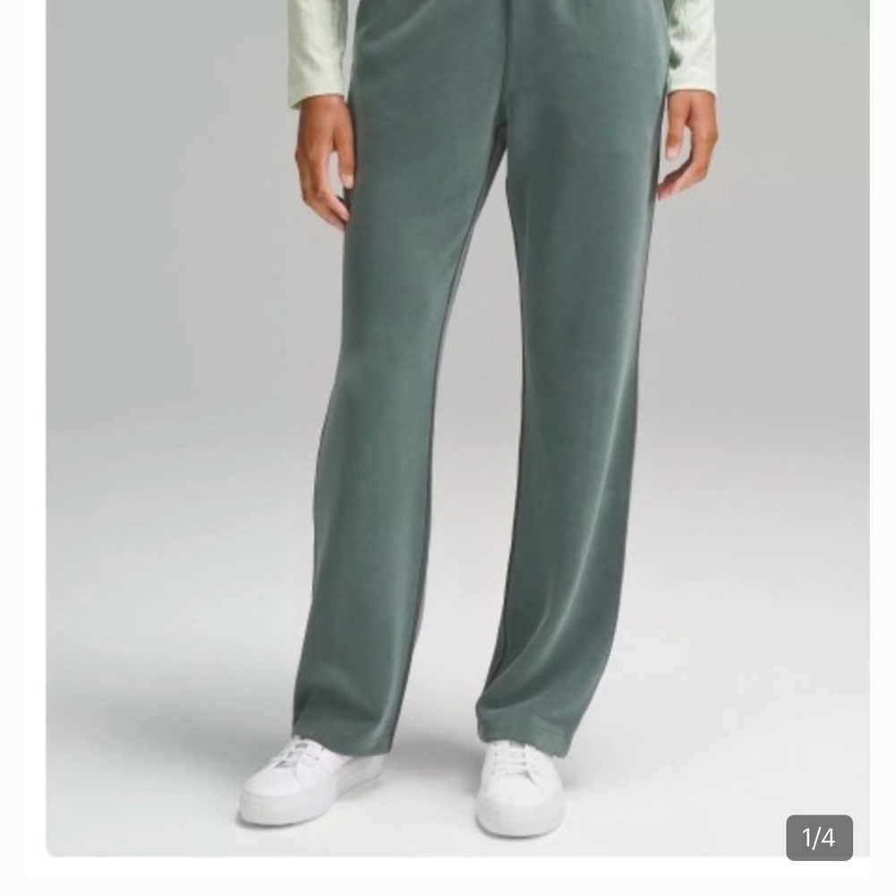 lululemon athletica softstreme Wide-Leg pants size 8